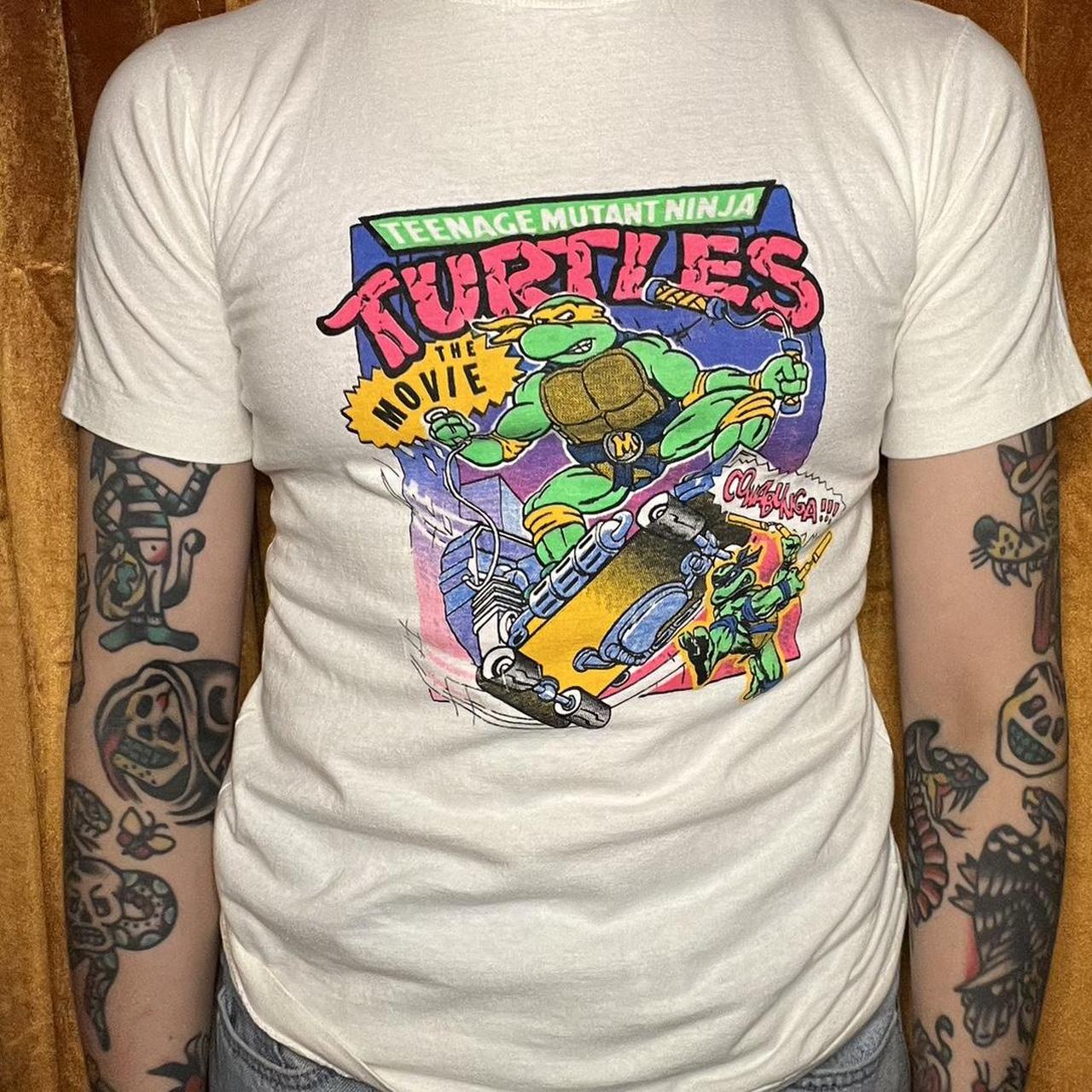 green teenage mutant ninja turtles 🐢 t shirt size: - Depop