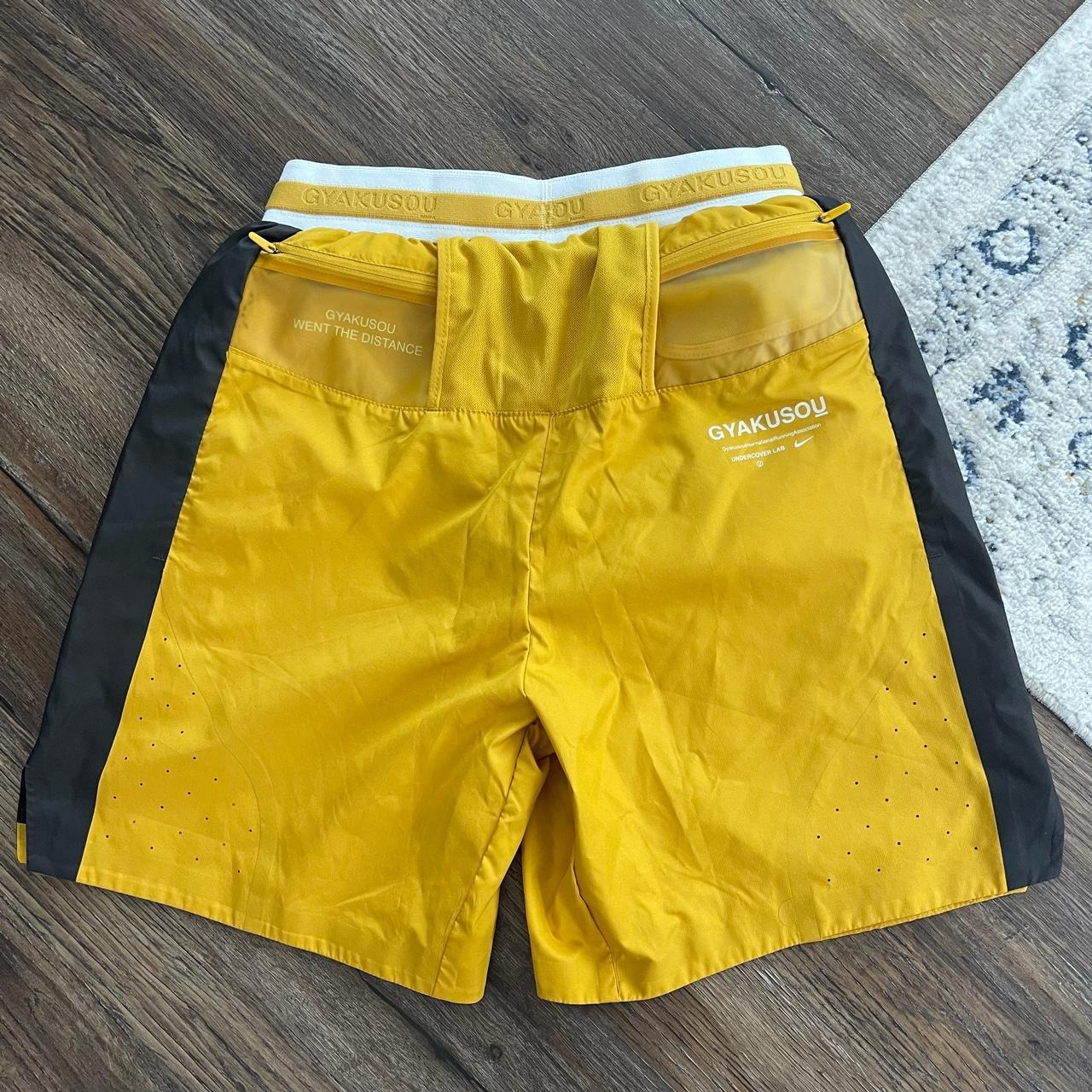 gyakusou nike shorts