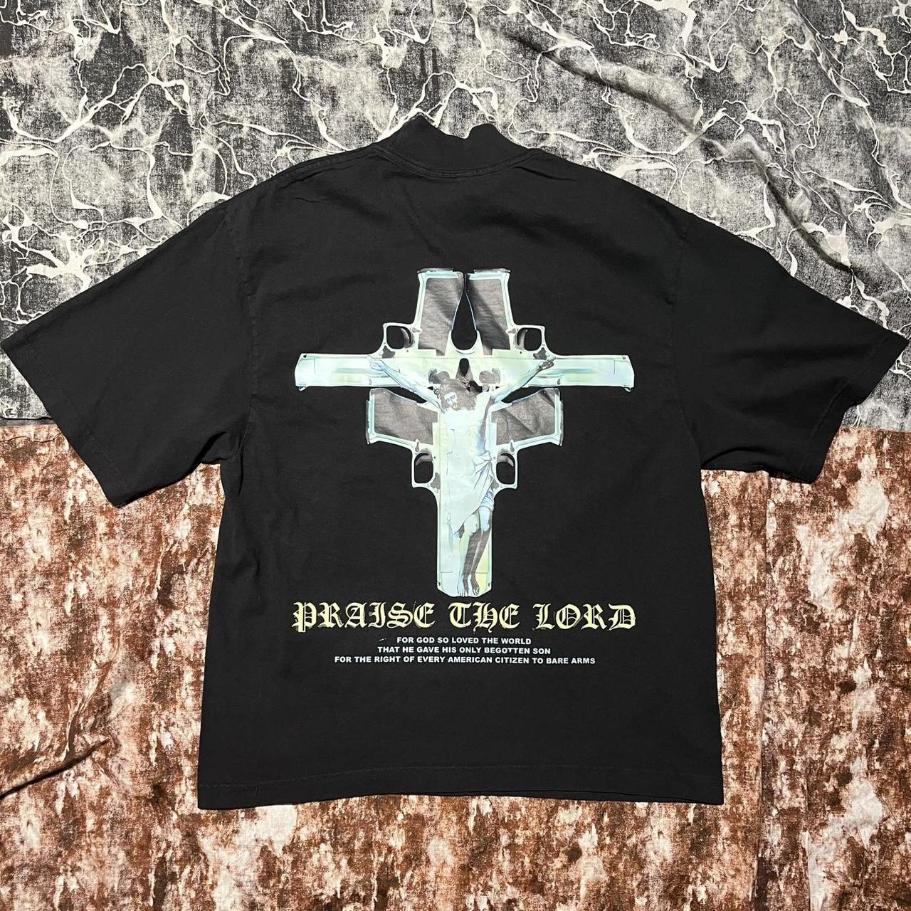 item listed by shirxsi1995