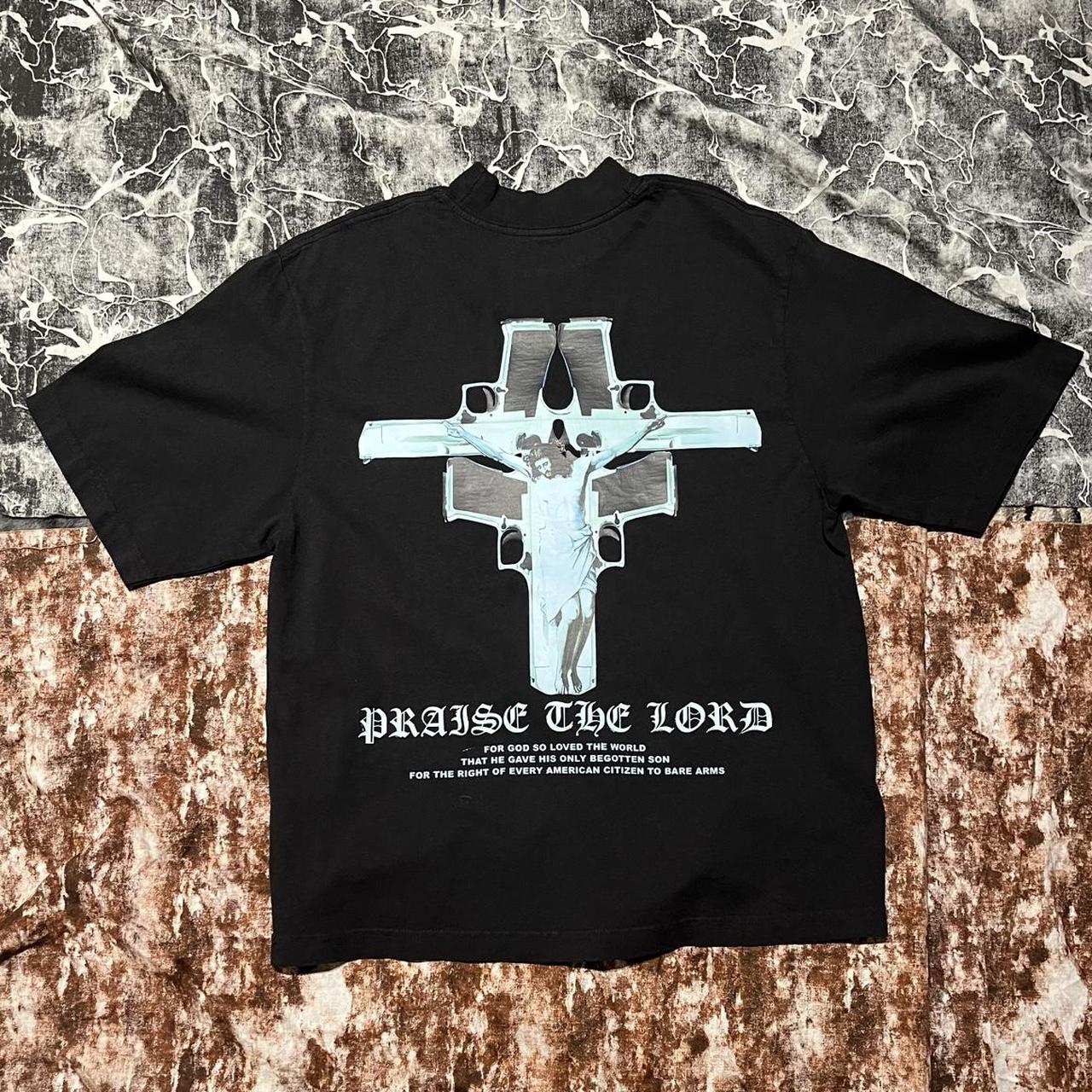 item listed by shirxsi1995