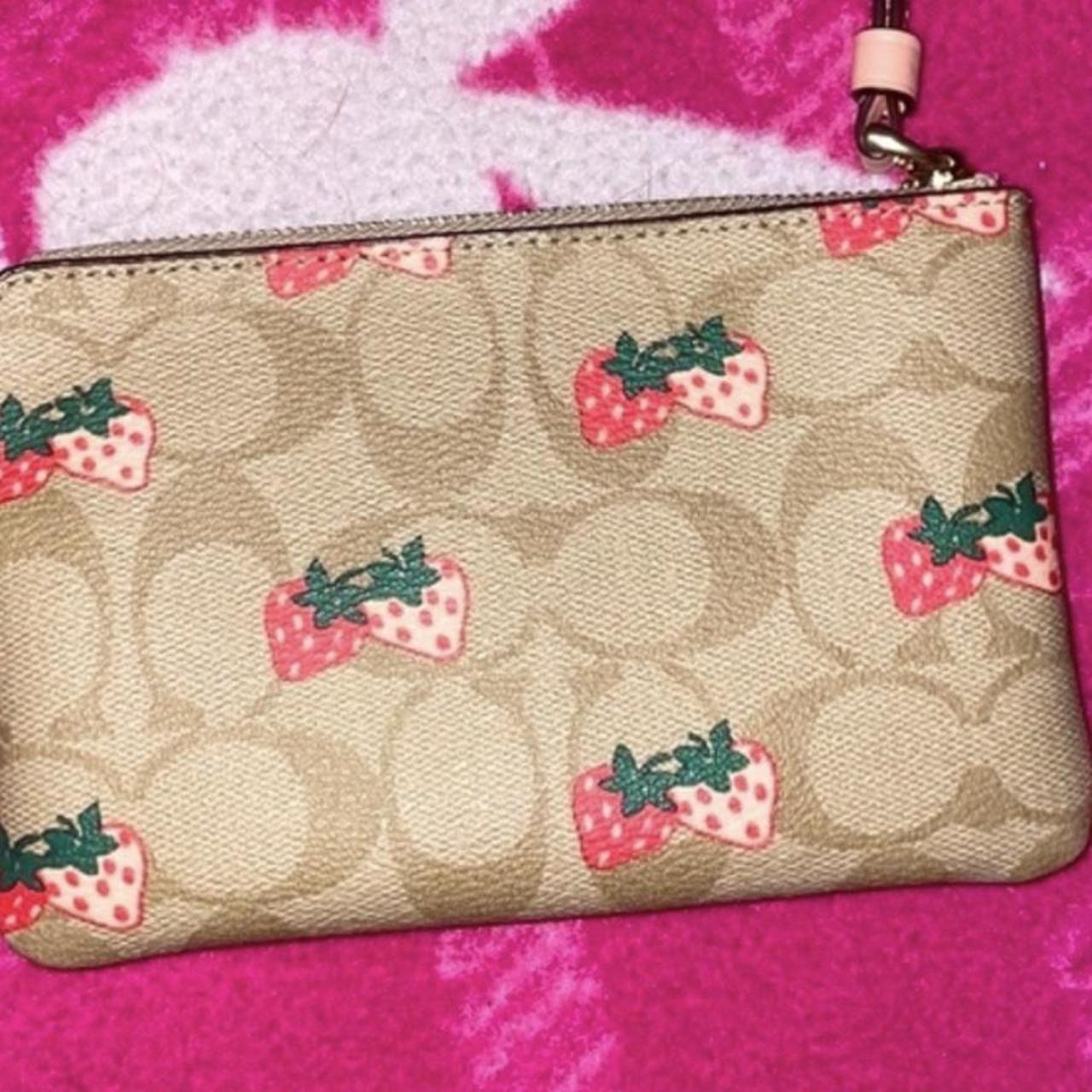 Coach 2024 strawberry wallet