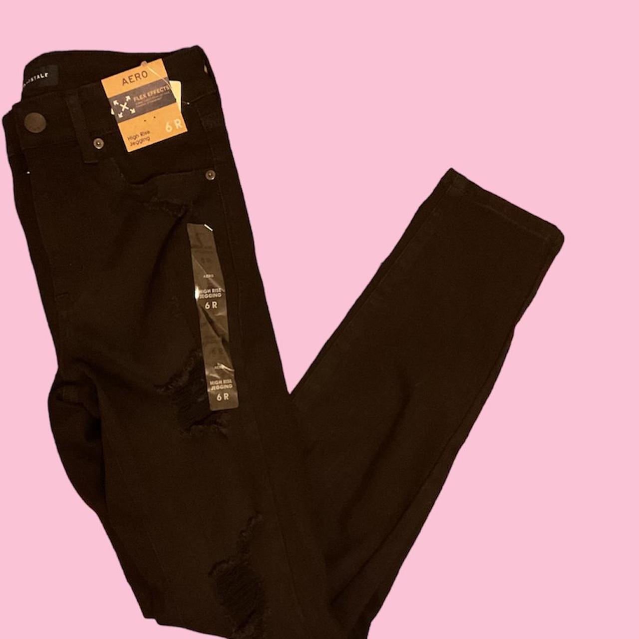 Aeropostale Women's Black Jeans Depop