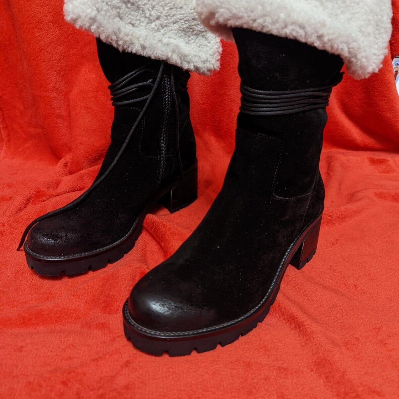 John Lewis Women's Black Boots Depop