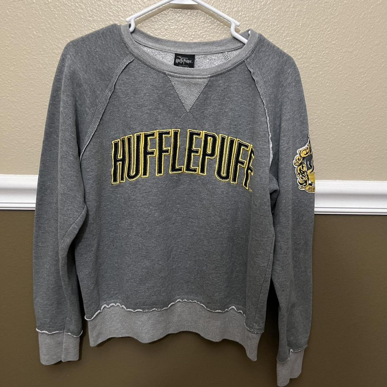 Hufflepuff sweatshirt universal discount studios