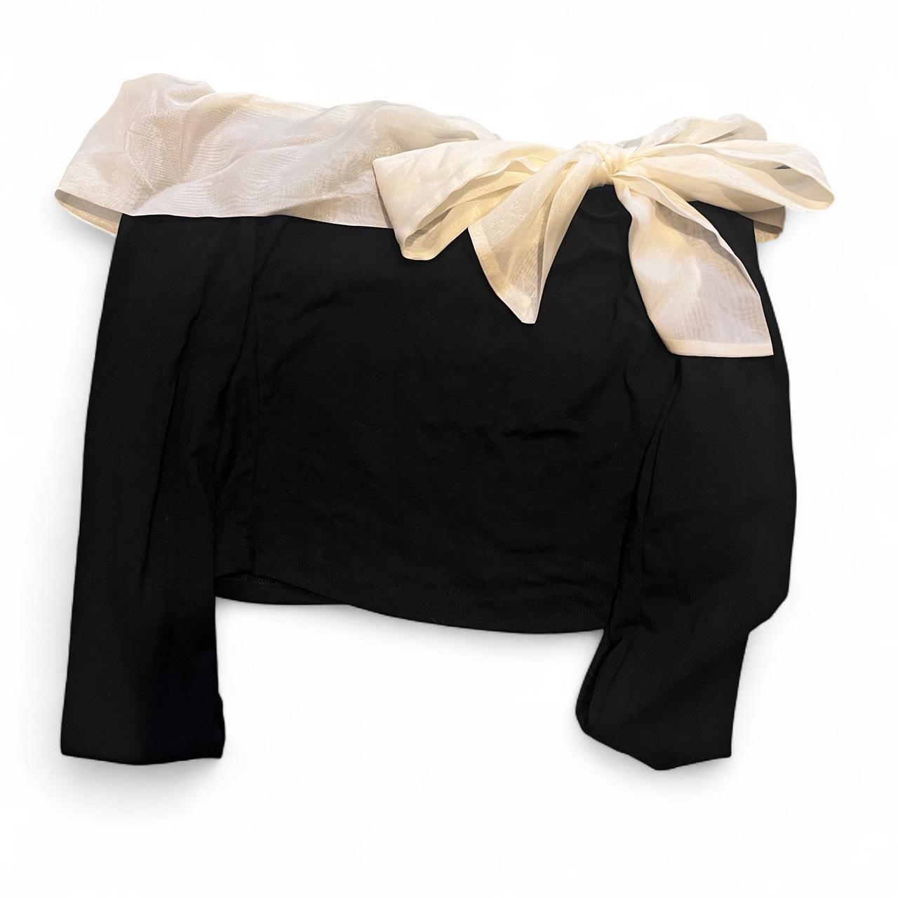 item listed by 21naila