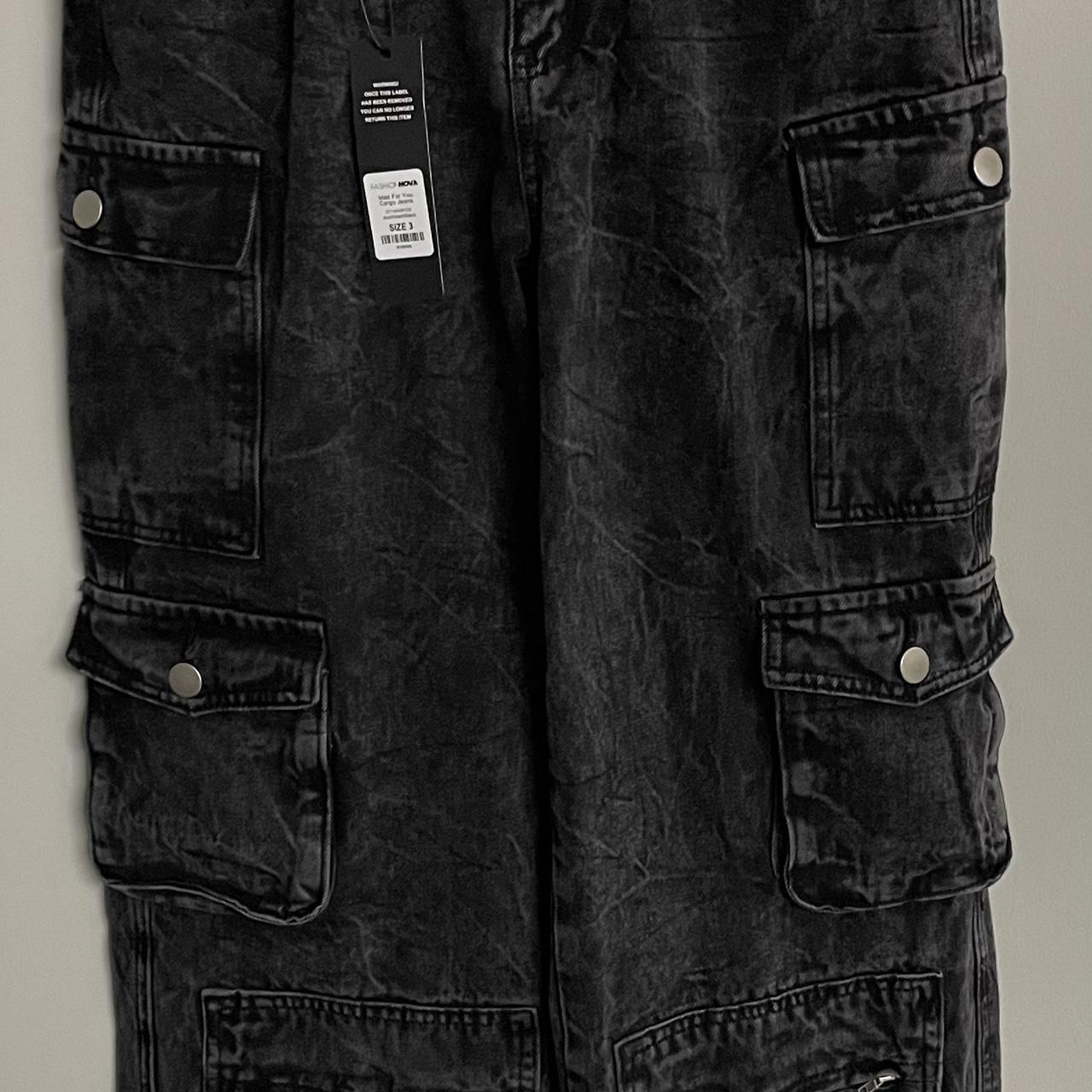 item listed by iluv2shop2