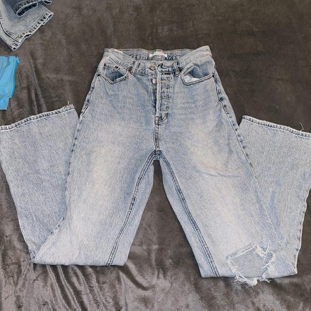 PacSun size 26 high waisted ripped straight jeans - Depop