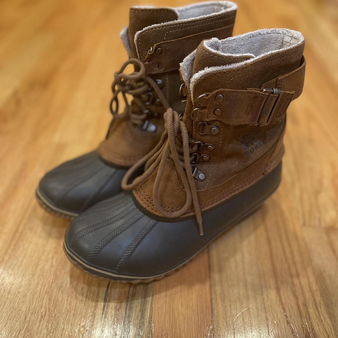 minnetonka cheetah moccasins