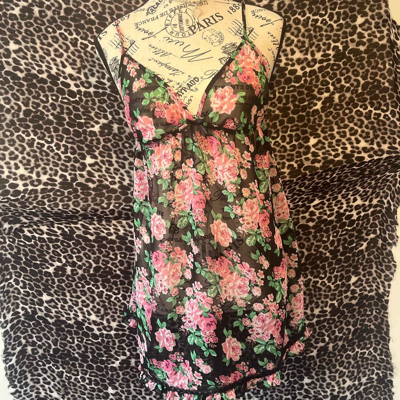 item listed by sakuratreezxx