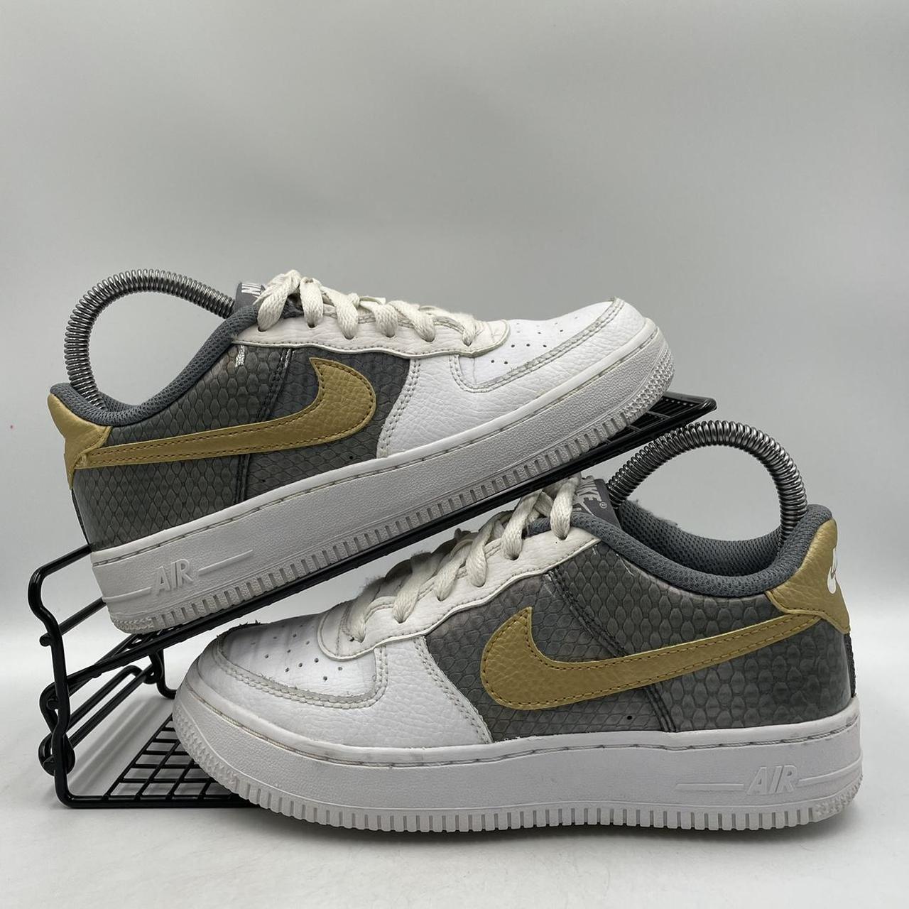 Nike grey outlet and gold trainers