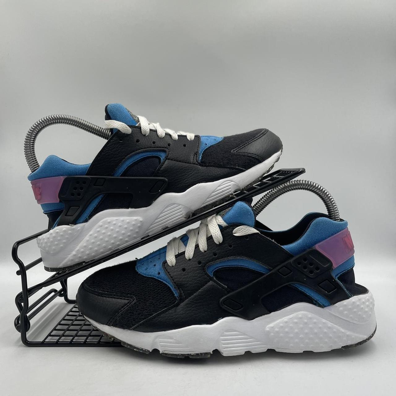 Pink black and outlet blue huaraches