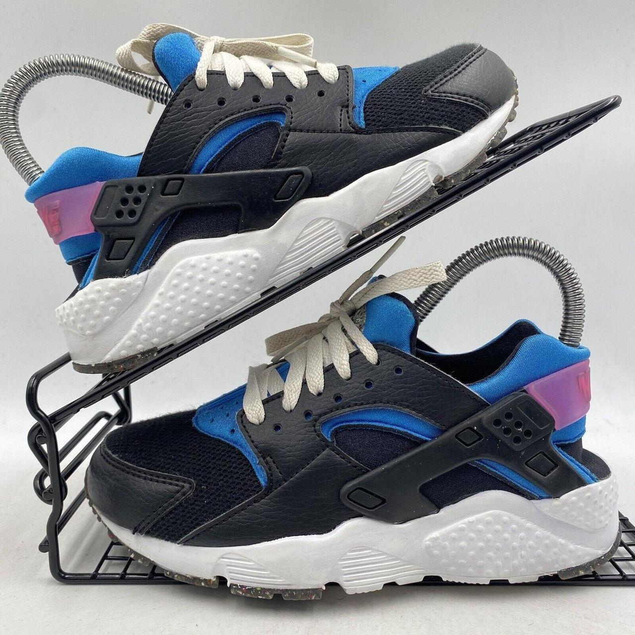 Black blue and pink huaraches best sale