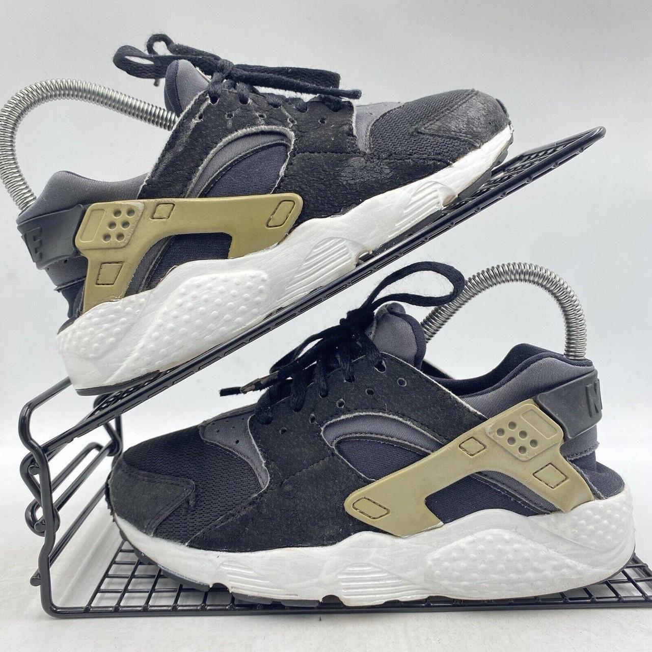 Black huarache trainers best sale