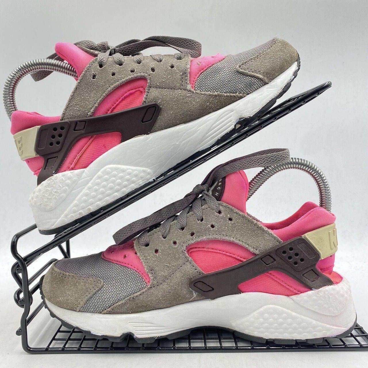 NIKE AIR HUARACHE GREY TRAINERS SIZE UK 4.5 SUEDE. Depop