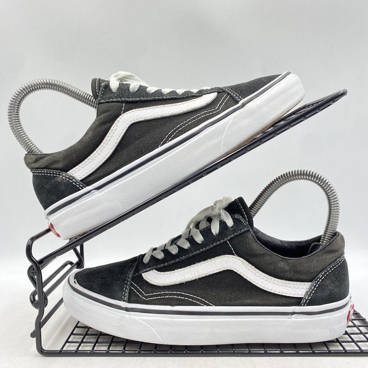 Black and white old skool vans size 3 best sale