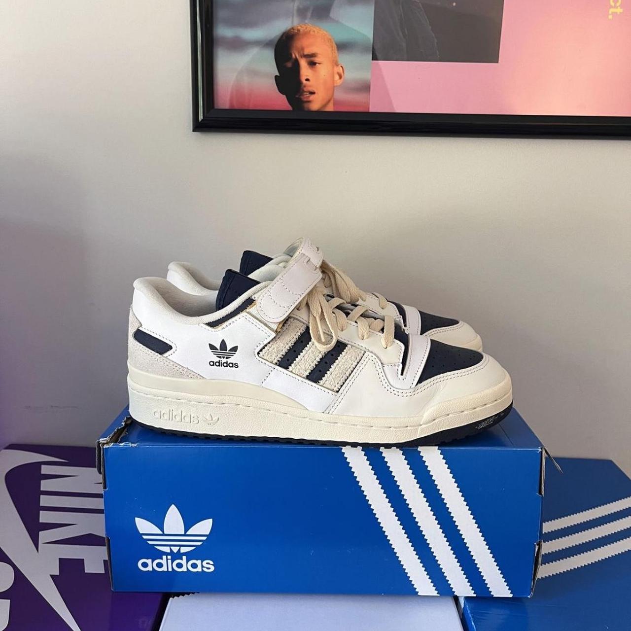 ADIDAS FORUM 84 LOW OFF WHITE NAVY | Depop