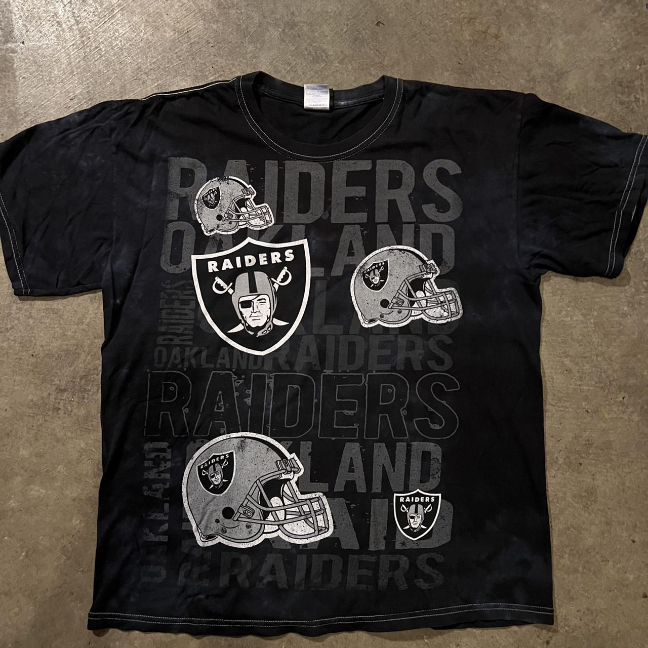 Vintage 90s Oakland Raiders graphic tshirt Mens - Depop