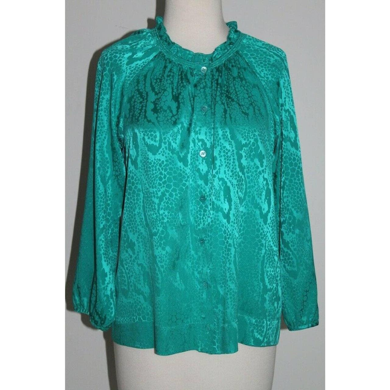 BCBG Maxazria Green Silk Shirt Blouse Size XS Size Depop