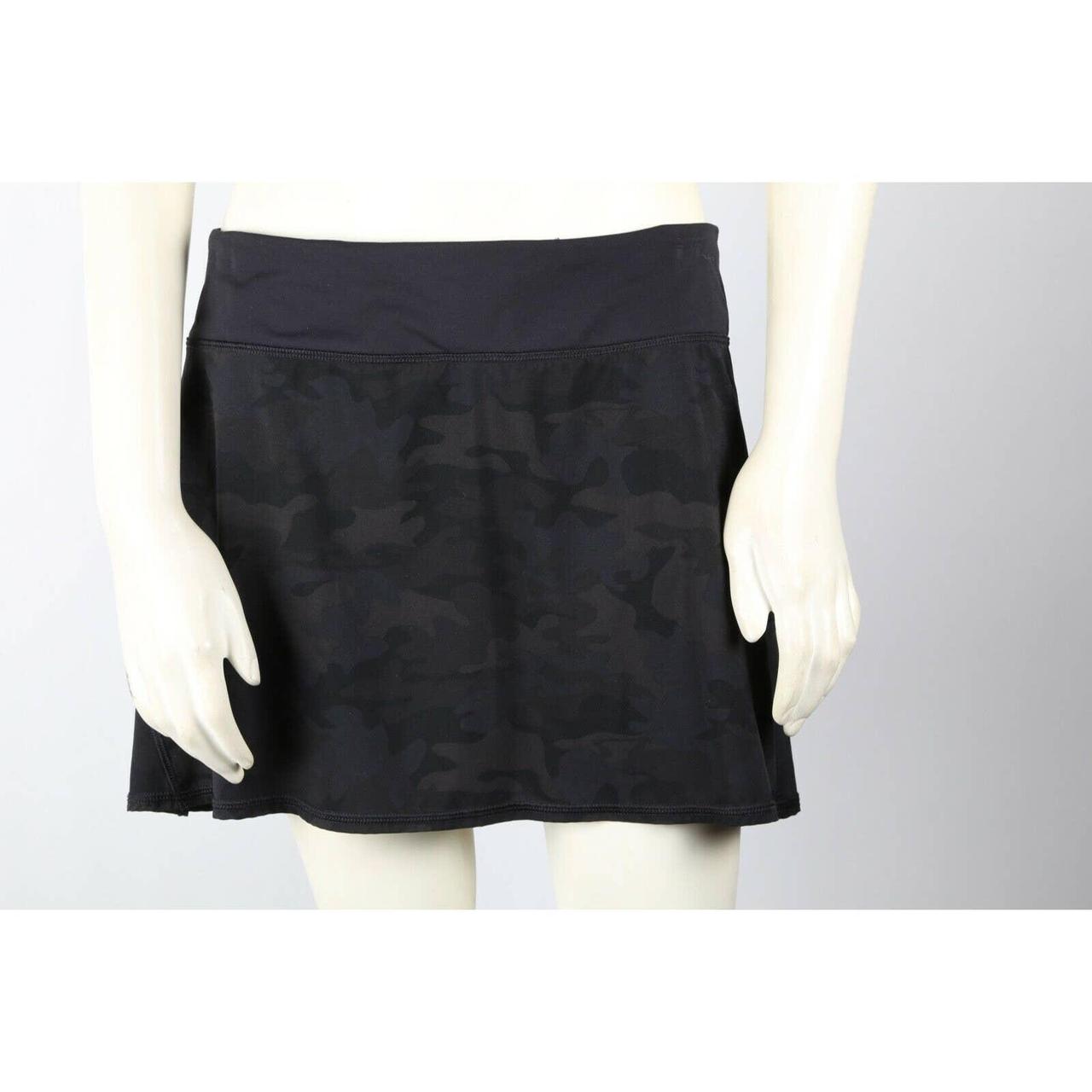 Lululemon Run Pace Setter Skirt in Black Size 6( - Depop