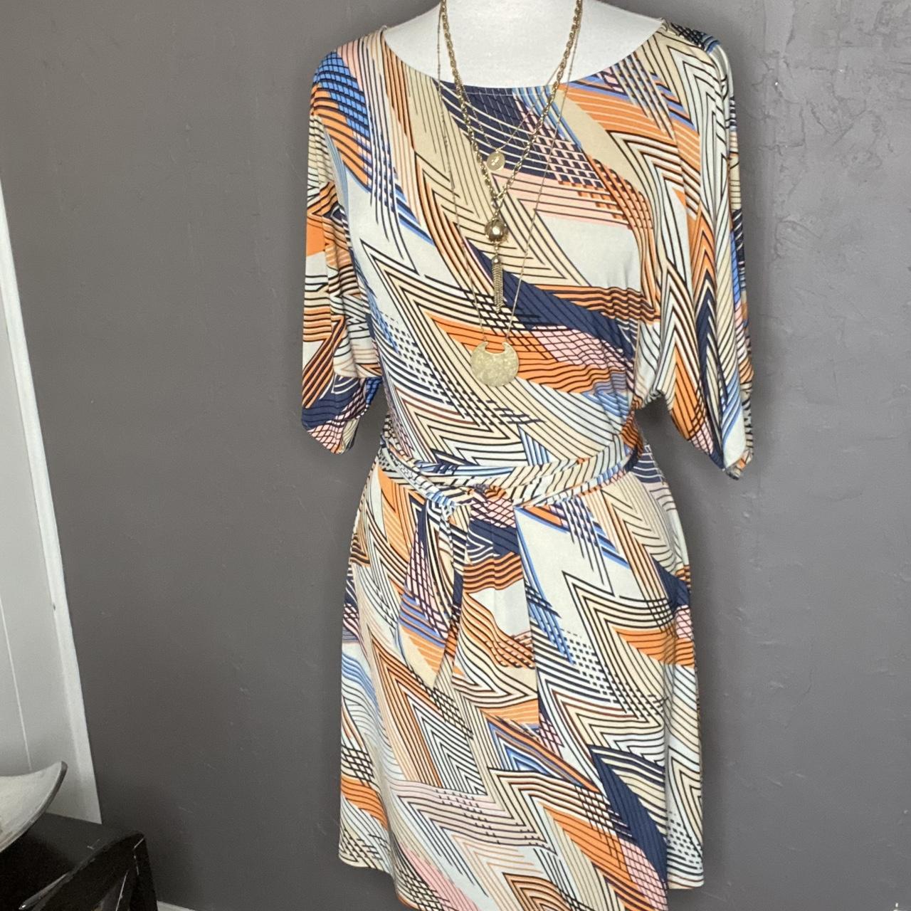 BCBG MAXAZRIA Geometric Print Dress size M Knee