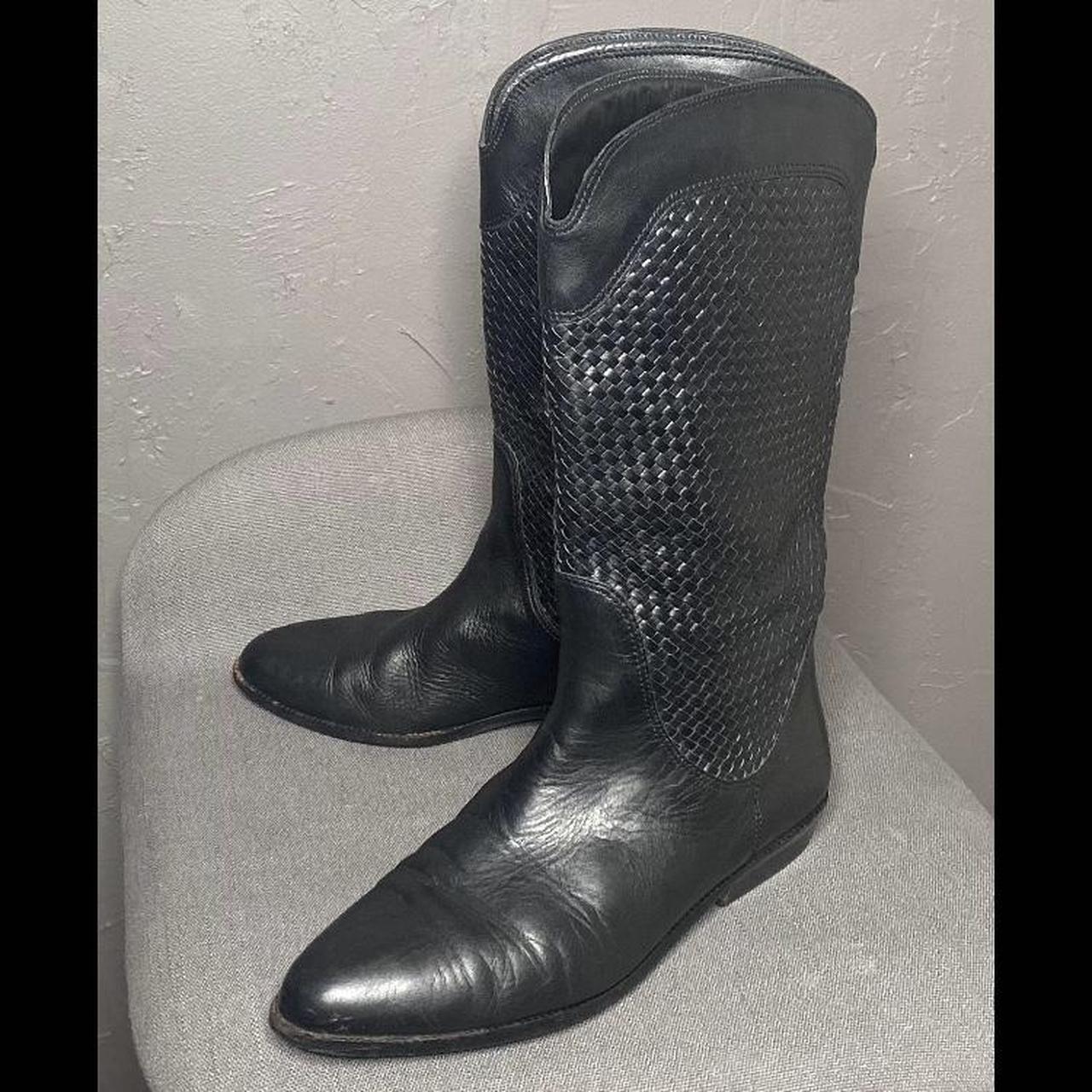 liz claiborne black boots