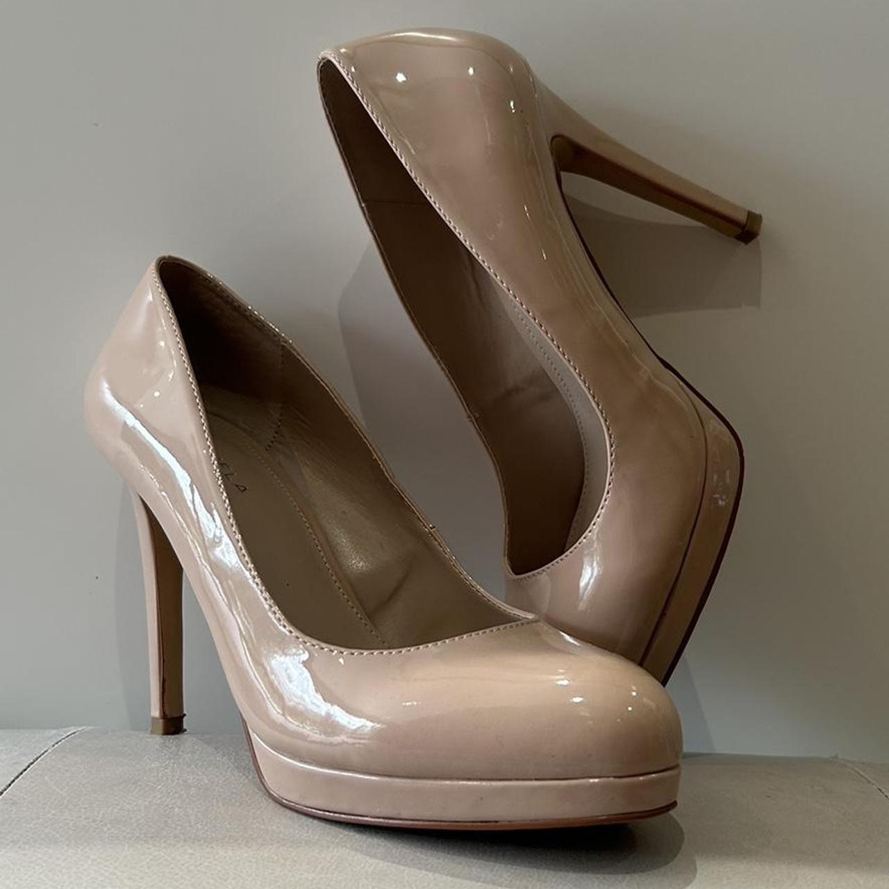 carvela nude shoes