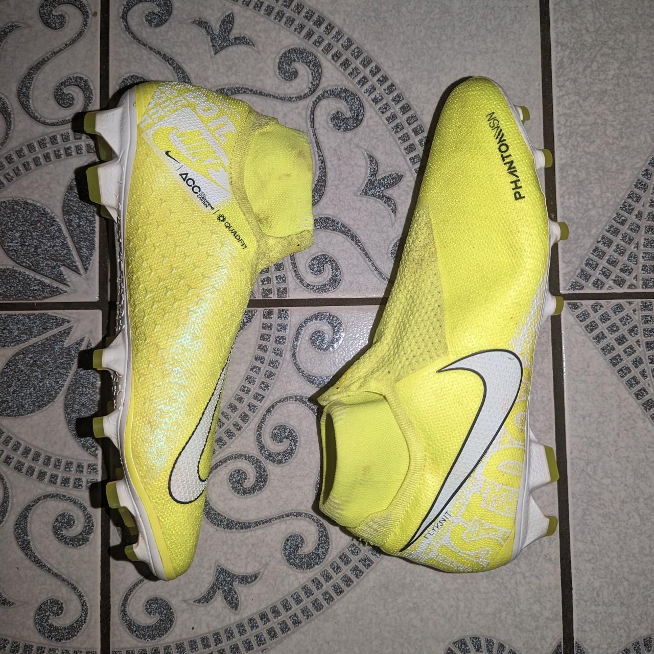 nike epic react flyknit vs nike air zoom pegasus 35