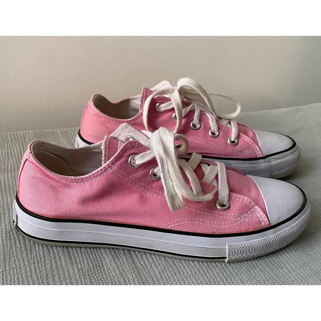 Pink airwalks store