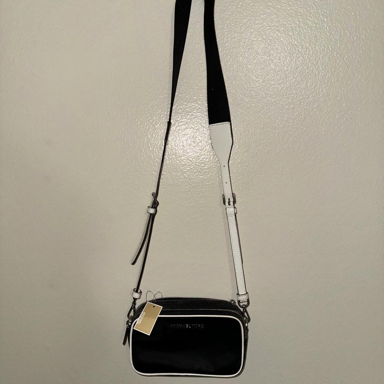 Michael kors connie camera bag online