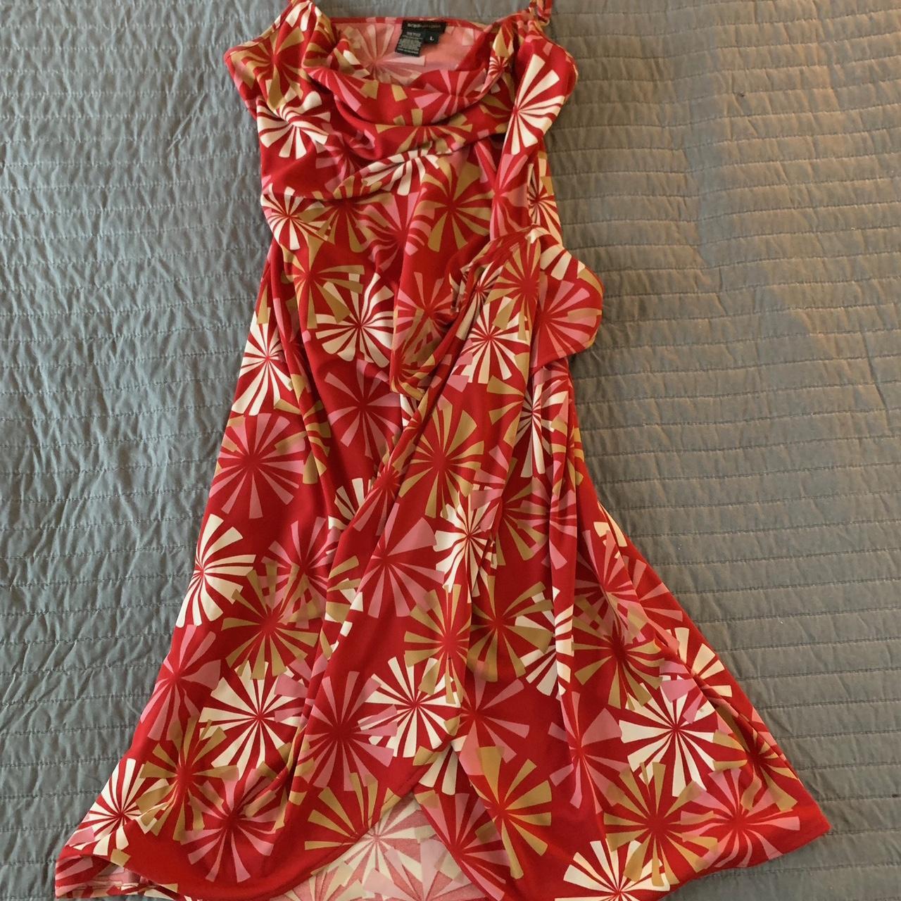 BCBGMAXAZRIA dress with scooped slimming waist and Depop