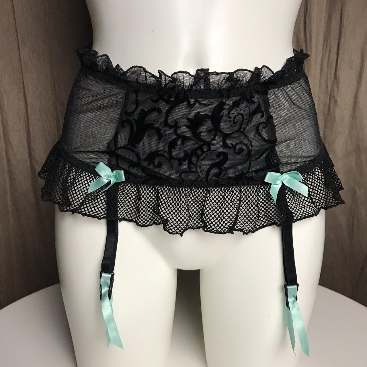 Goth garter belt hotsell