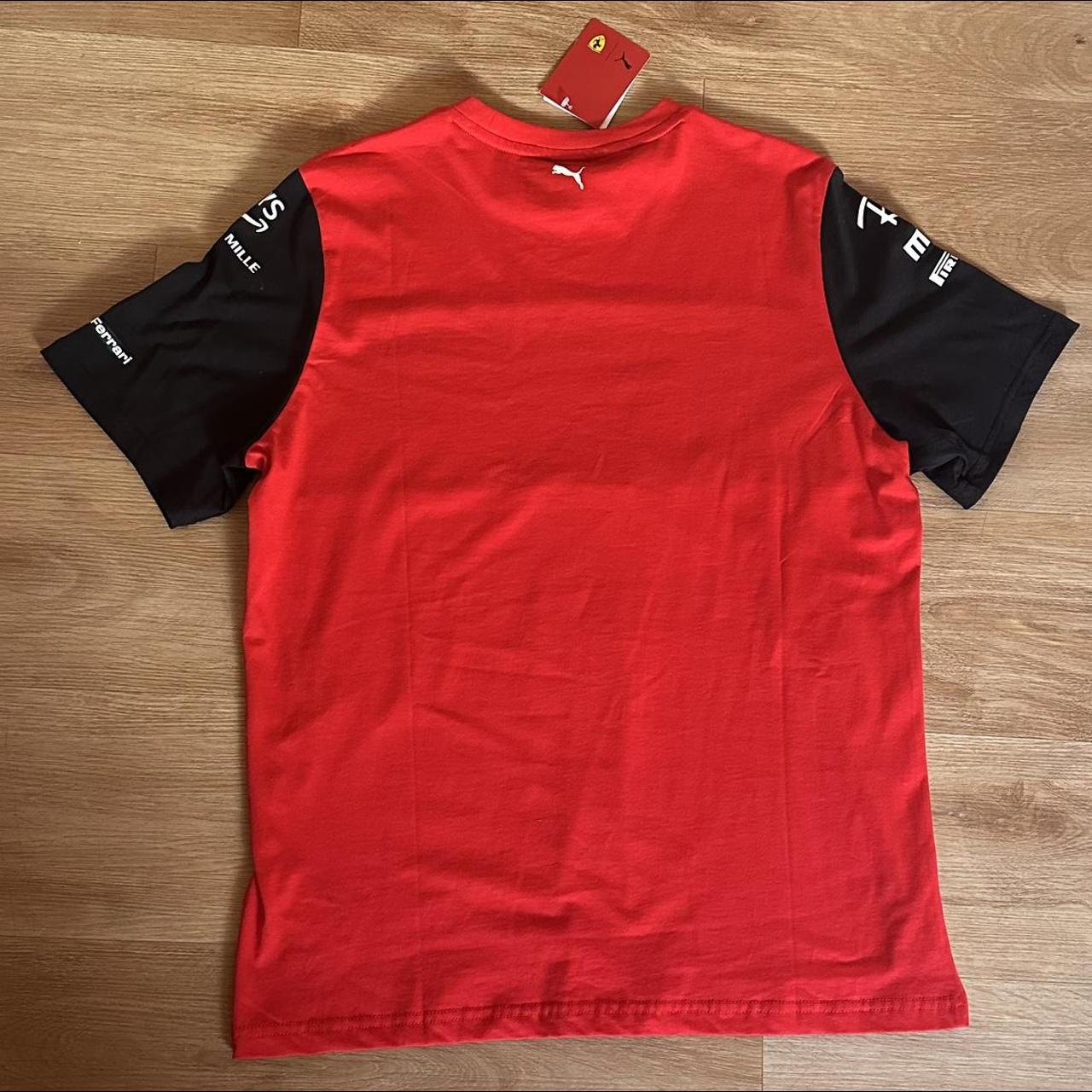 Ferrari Men's Red and Black T-shirt (2)