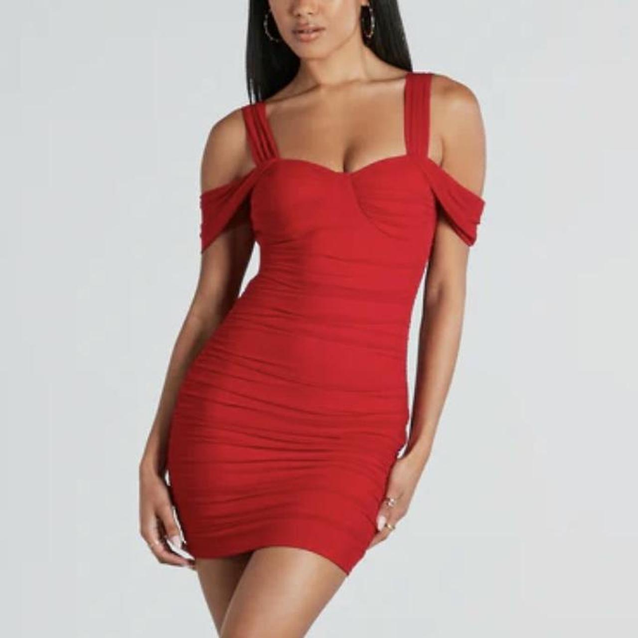 item listed by val3ri3scloset