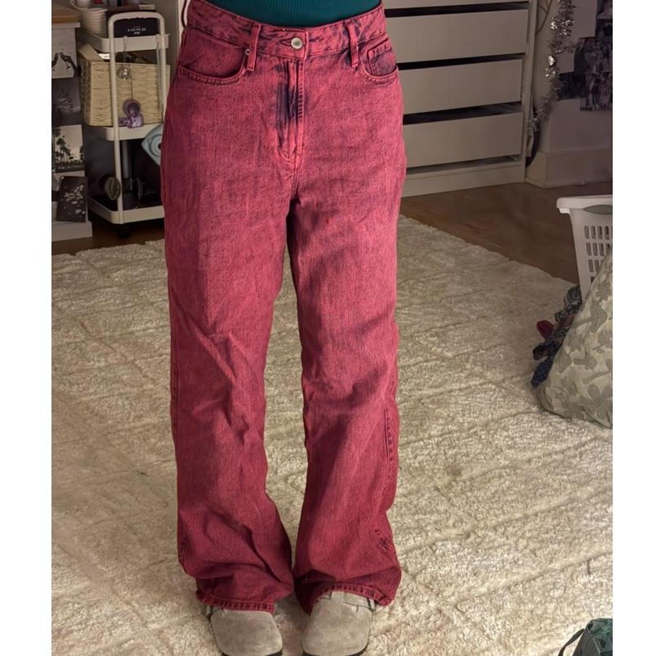 item listed by val3ri3scloset