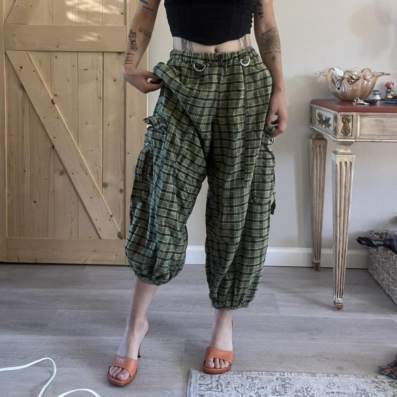 TODAYFUL Plaid Cargo Pants 36 【美品】 Black & Grey Plaid Cargo Pants | Hot Topic