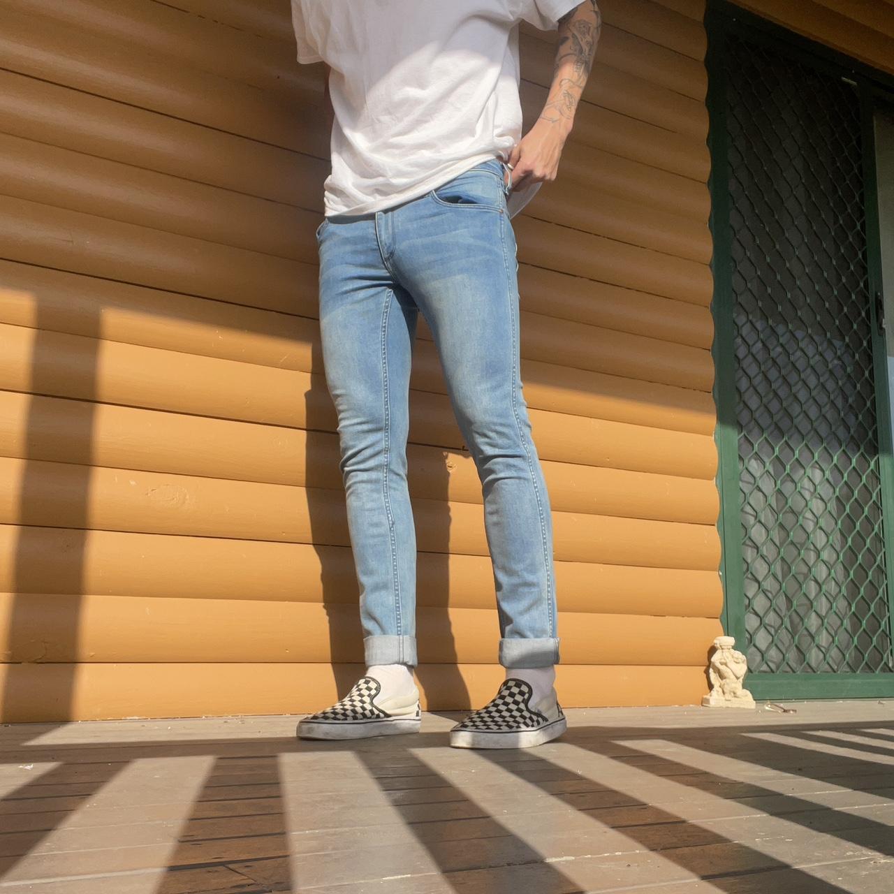 Wrangler straight leg skinny jeans, Size is 31”... Depop