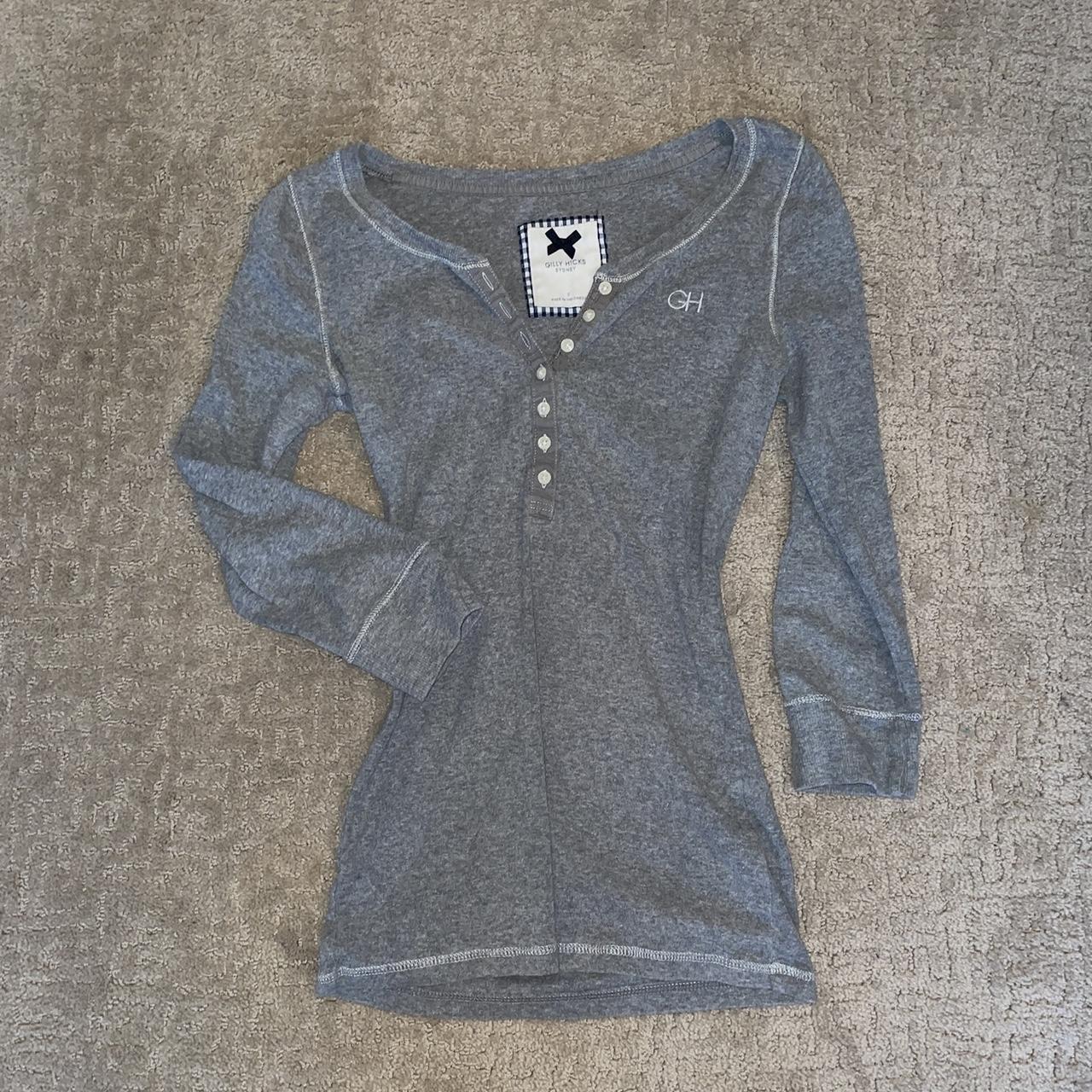 Grey y2k henley with 3/4 sleeves, great condition... - Depop