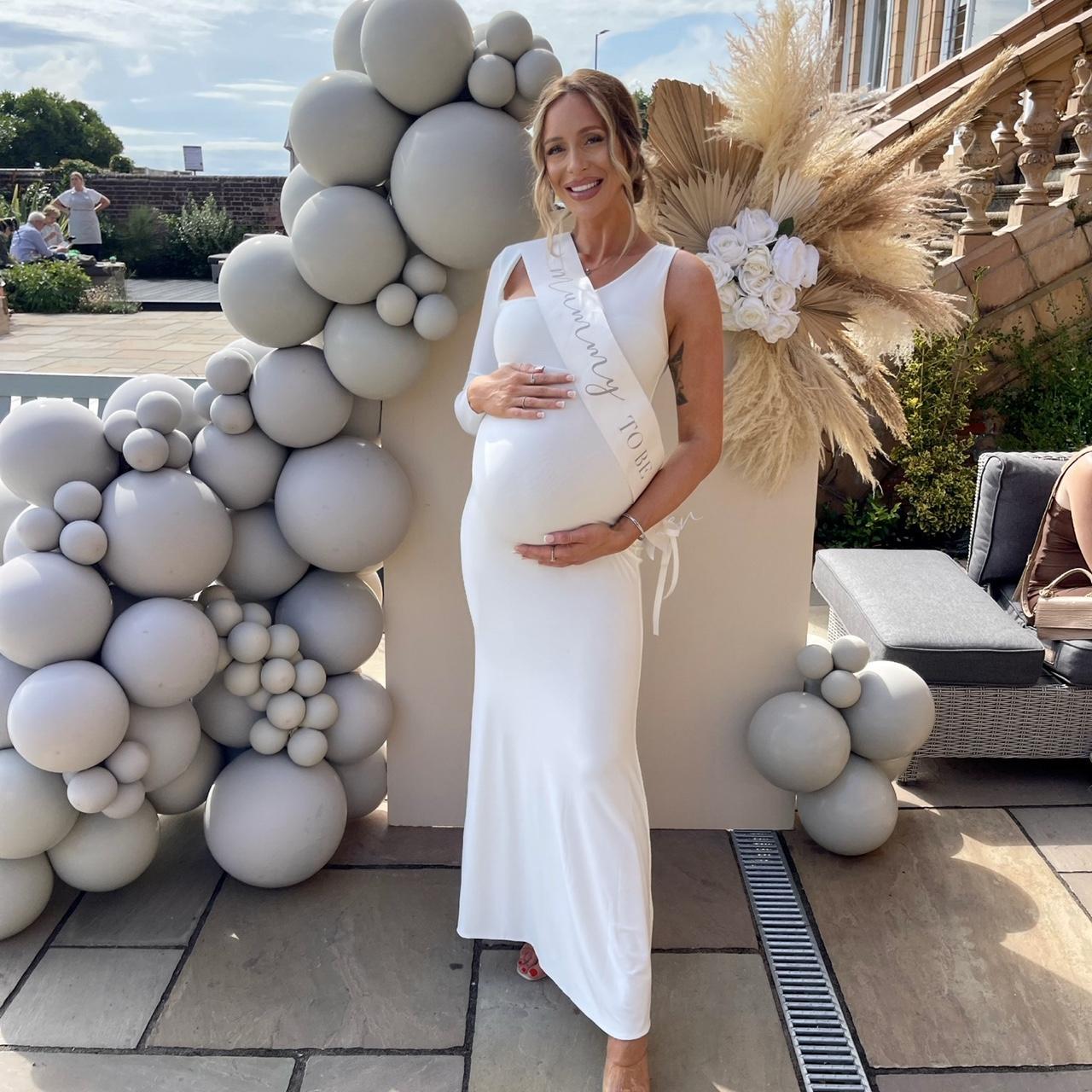 CLUB L MATERNITY DRESS Perfect Condition Worn once... Depop