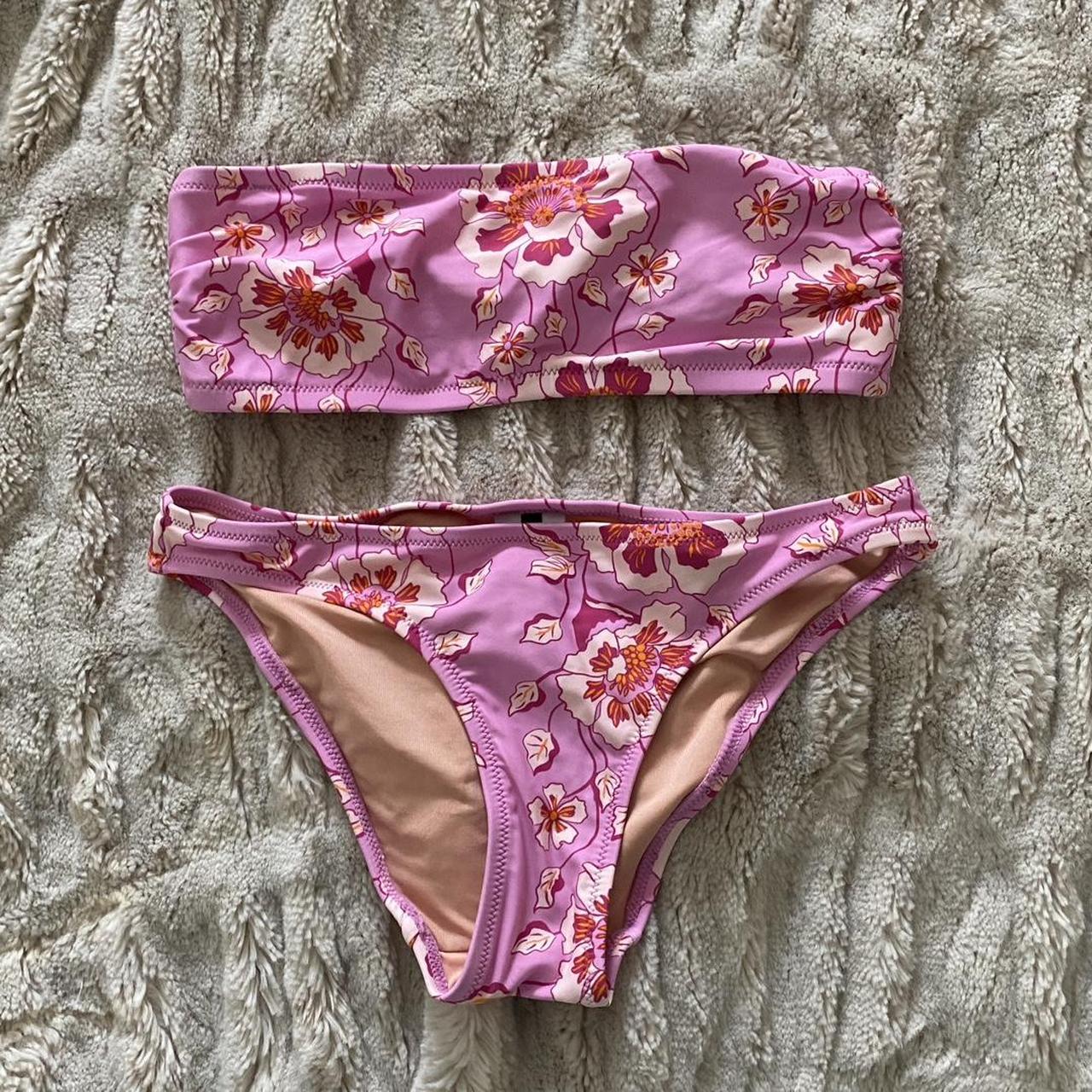 J.Crew Women's Bikinisandtankinisets Depop