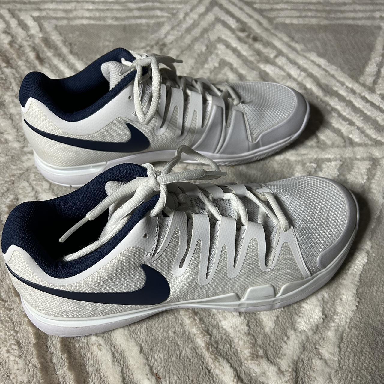 White nike volleyball shoes best sale size 9