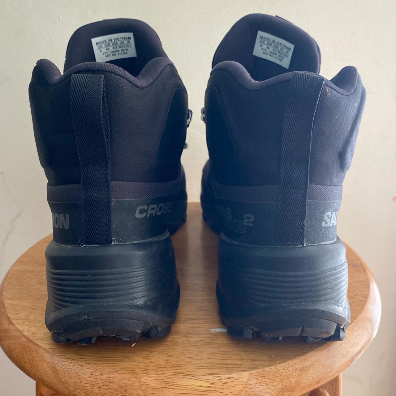 salomon mens walking boots