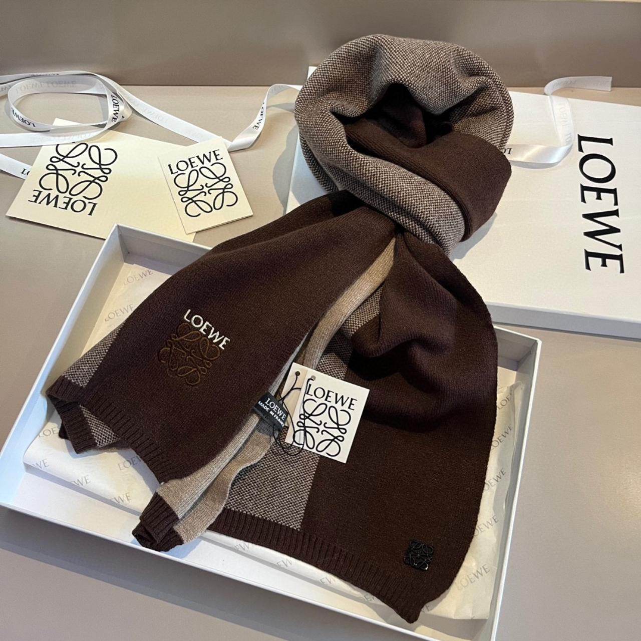 Loewe scarf outlet bag