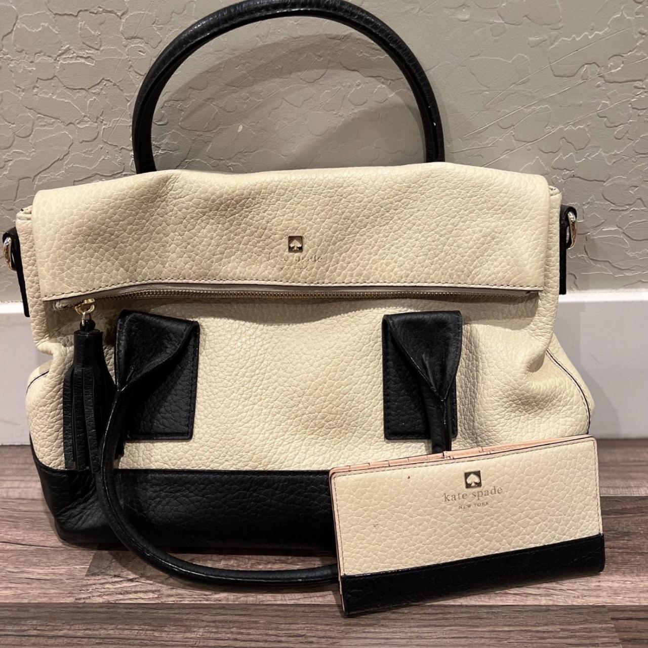 Kate Spade New York Women's Black and White Bag Depop