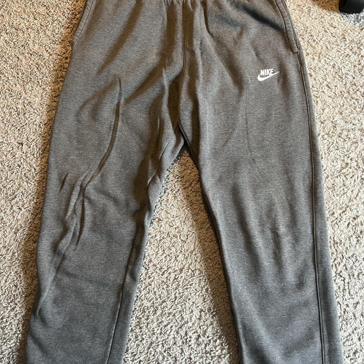 mens grey nike jogger