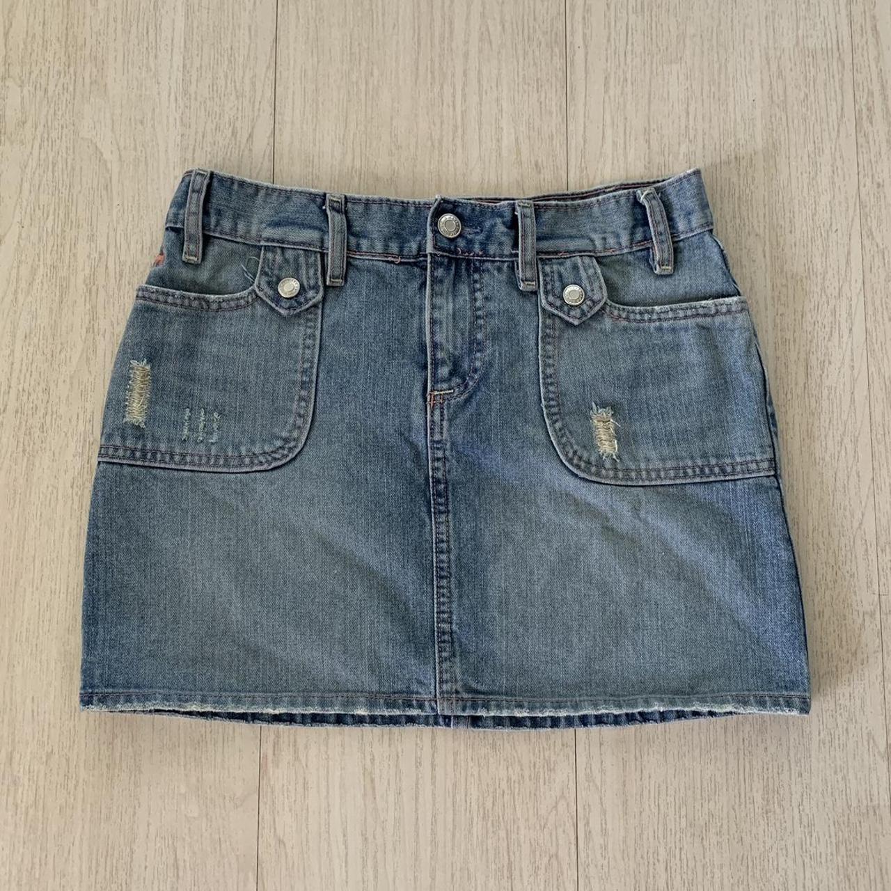 Early 2000s y2k low rise denim mini skirt with pink... - Depop