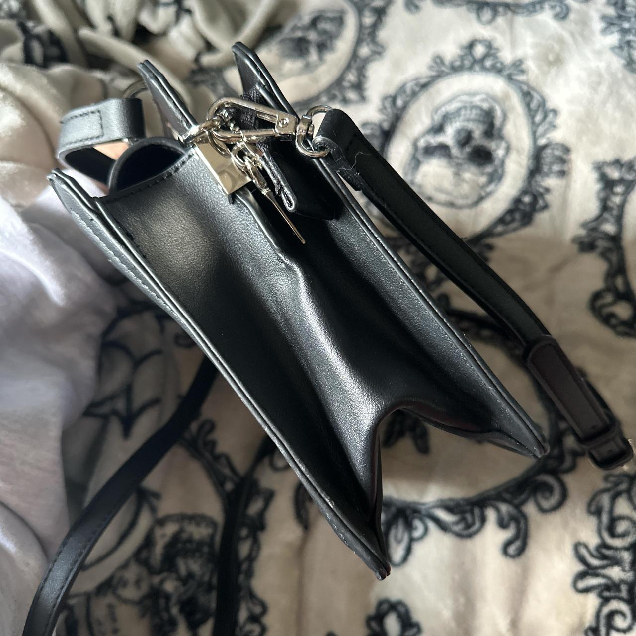 ★Steve Madden★新作★大人気★FIN BAG★バッグ All Women's Handbags | Crossbody & Shoulder Bags, Clutches