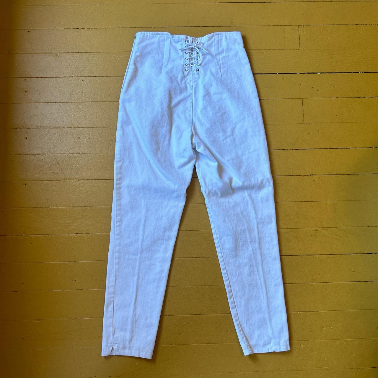 Calvin Klein Women's White Jeans Depop
