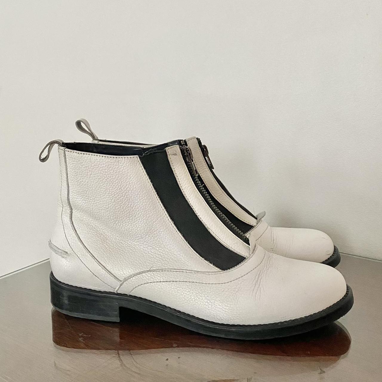 Rachel Comey white leather zip up boots with rounded