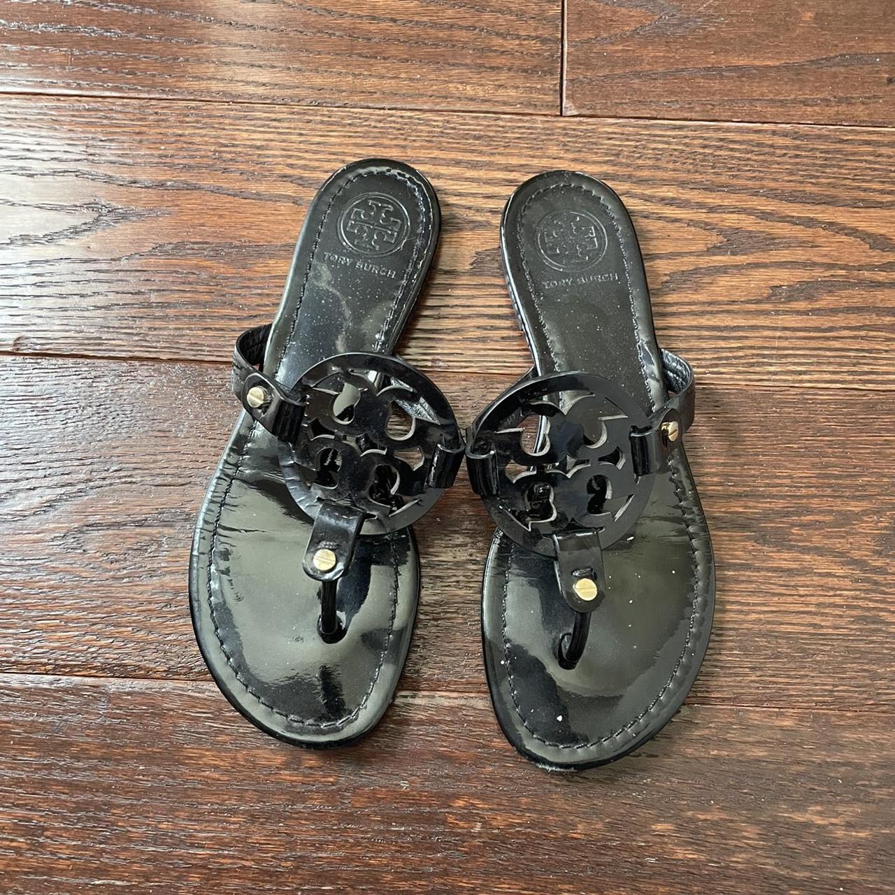 Tory Burch Women's Flipflops | Depop