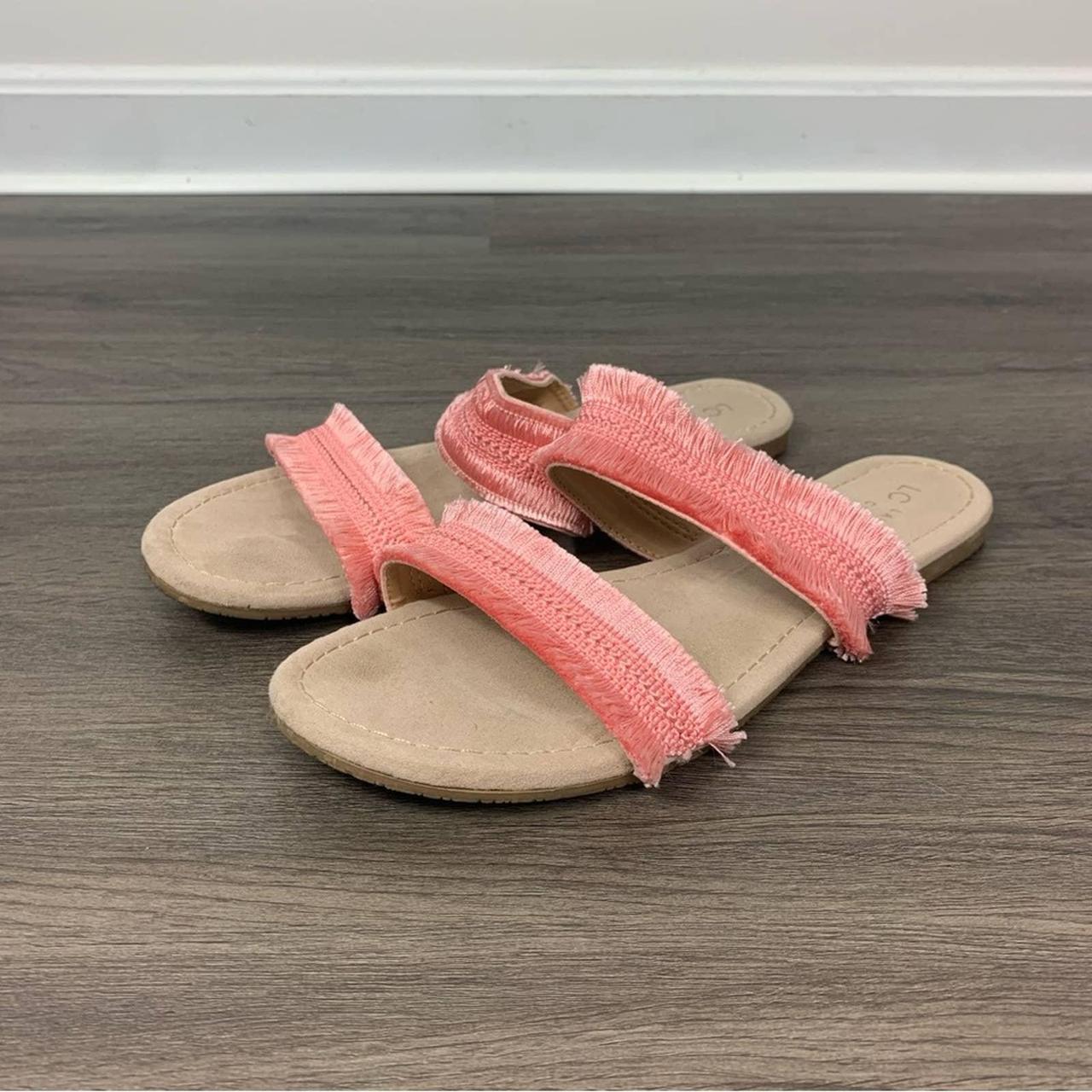 Lauren conrad outlet flip flops tan